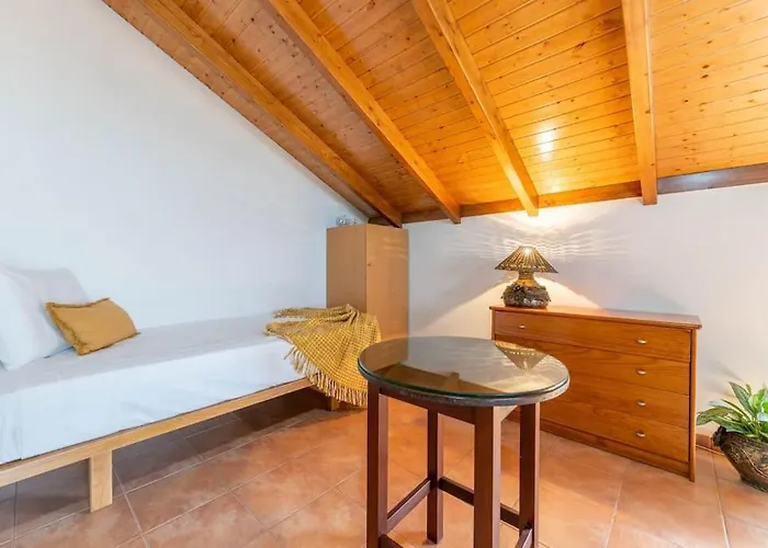 Semesterbostad Little Escape Madeira Ponta Delgada (Madeira)